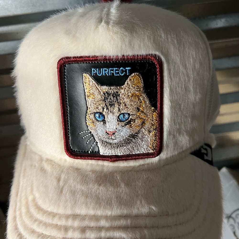 Goorin Bros Cream Cat Patch Cap limited collection
